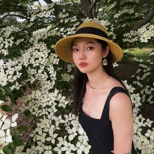 Meet your Posher, Abby